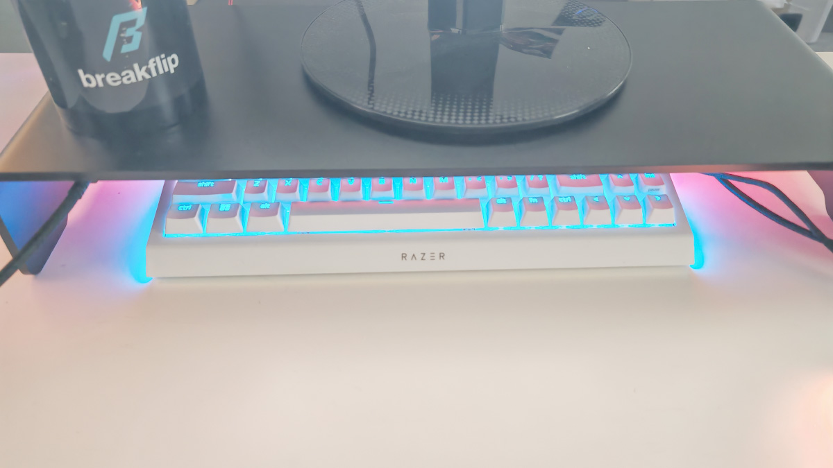 razer-stand-chroma-test