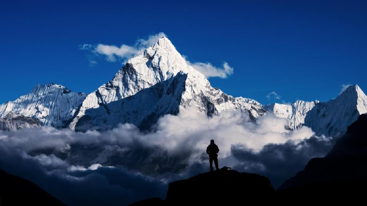 inoxtag-ascension-mont-everest