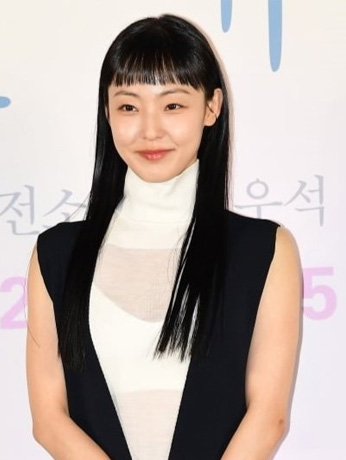 parasyte-the-grey-jeon-so-nee