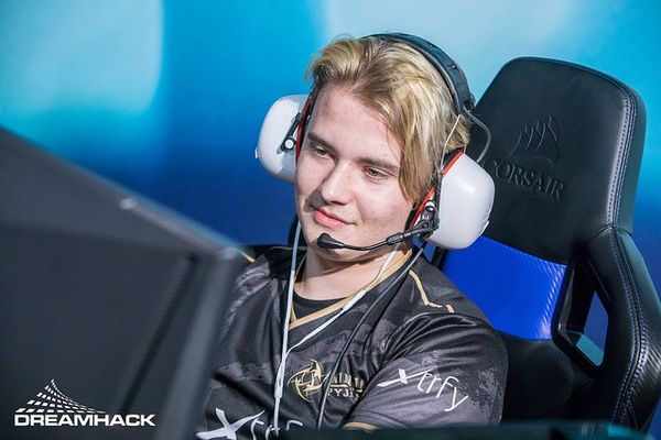 600px-NIP_Maxi_2018NC