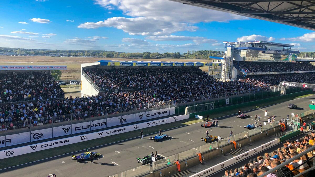 gp-explorer-2-comment-regarder-ou-suivre