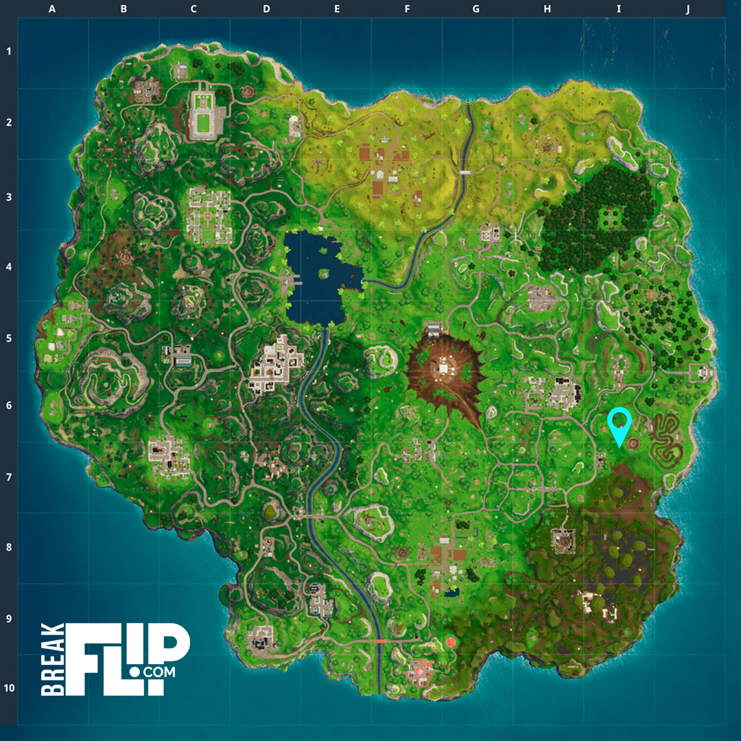 Défi : Fouiller entre un ours, un cratère et un convoi de réfrigérateurs