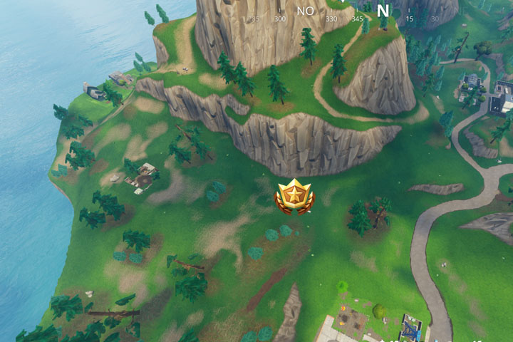 Défi : Fouiller entre une aire de jeu, un terrain de camping et une empreinte de pas