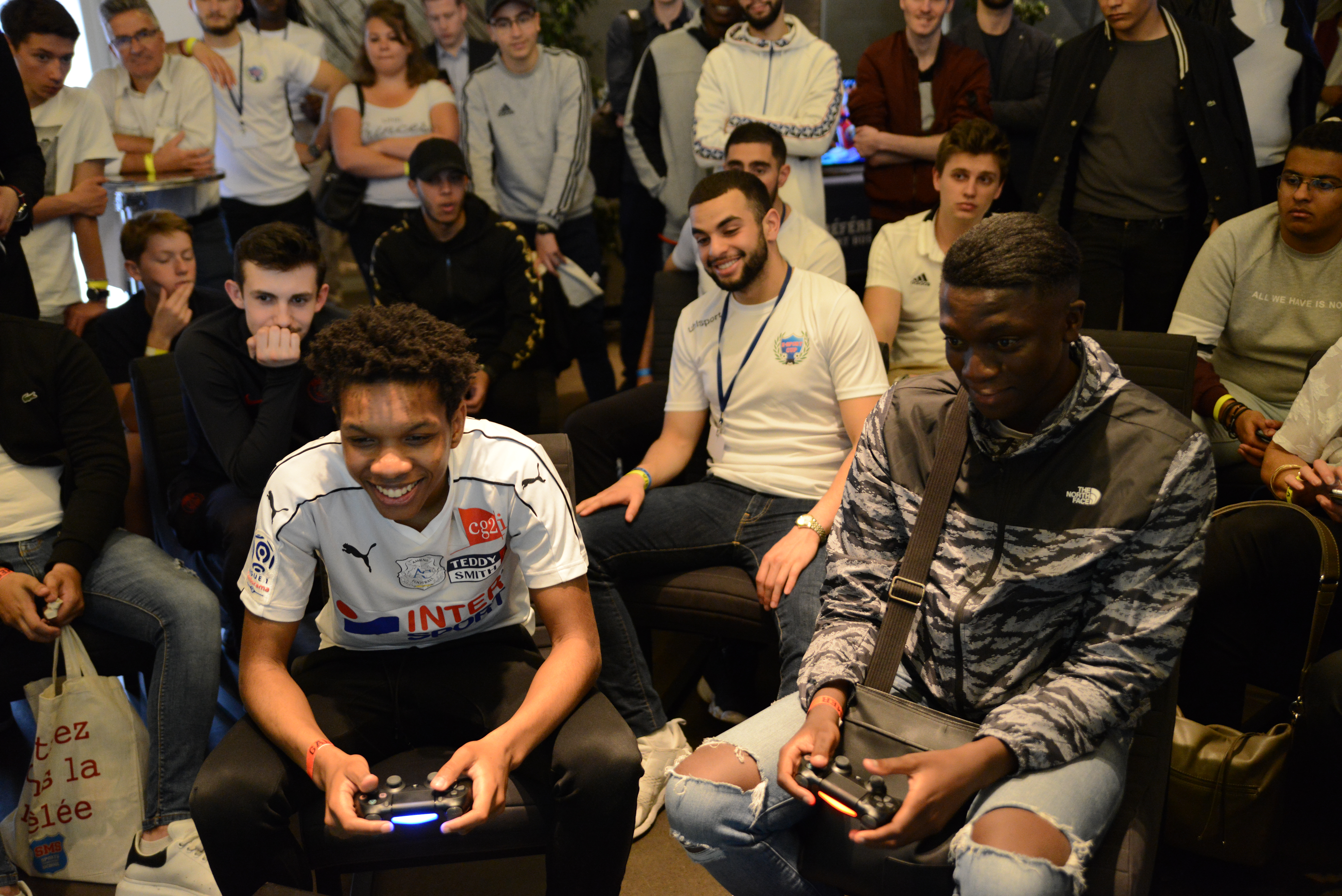 Famsinho s'impose lors de la SMS Esports Cup FIFA