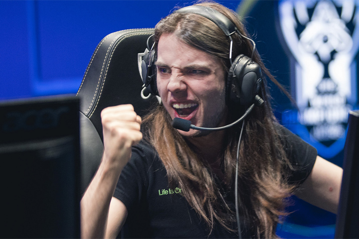 LoL : Likkrit se retire de League of Legends après avoir été banni pour 6 mois