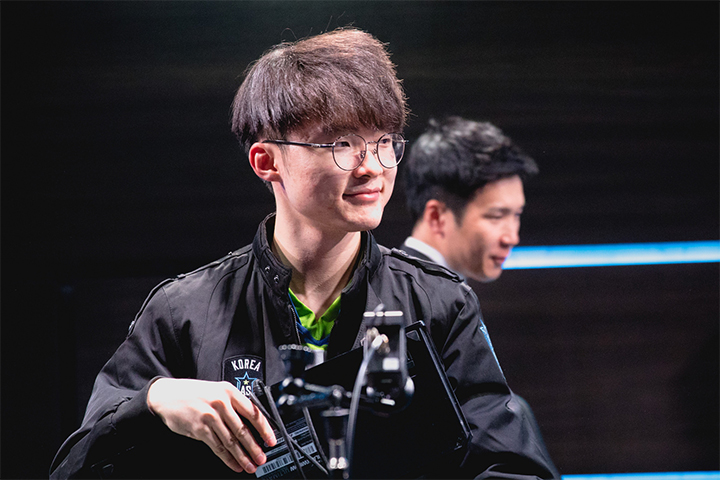 LoL : L’incroyable salaire de Faker