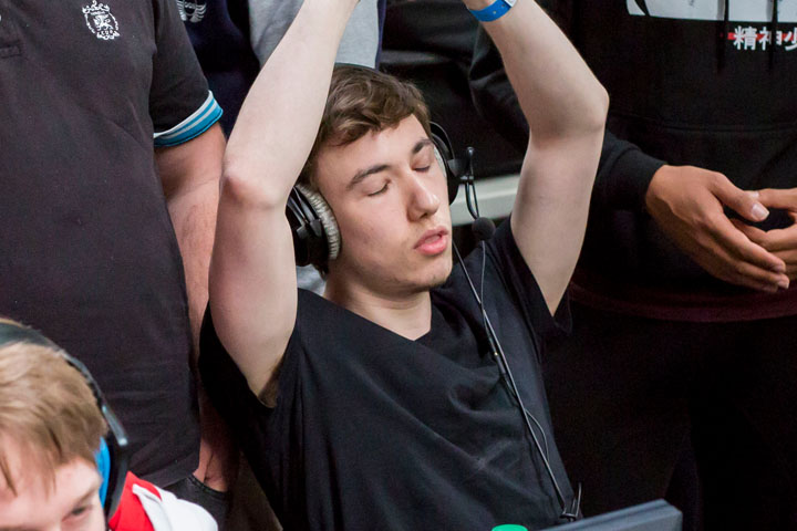 LoL : Sardoche arrête la compétition