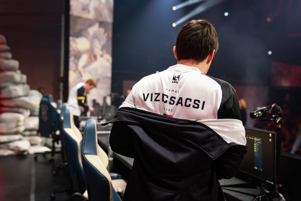 LoL Mercato : Vizicsacsi prend sa retraite