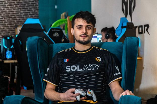 Smash : Glutonny poste un coup de gueule contre la communauté française