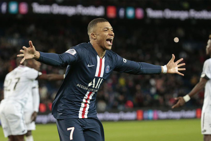 FIFA 20 : Moments TOTW 3 prédictions, Matuidi, Benzema et Mbappé dans l’équipe de la semaine ? – FUT