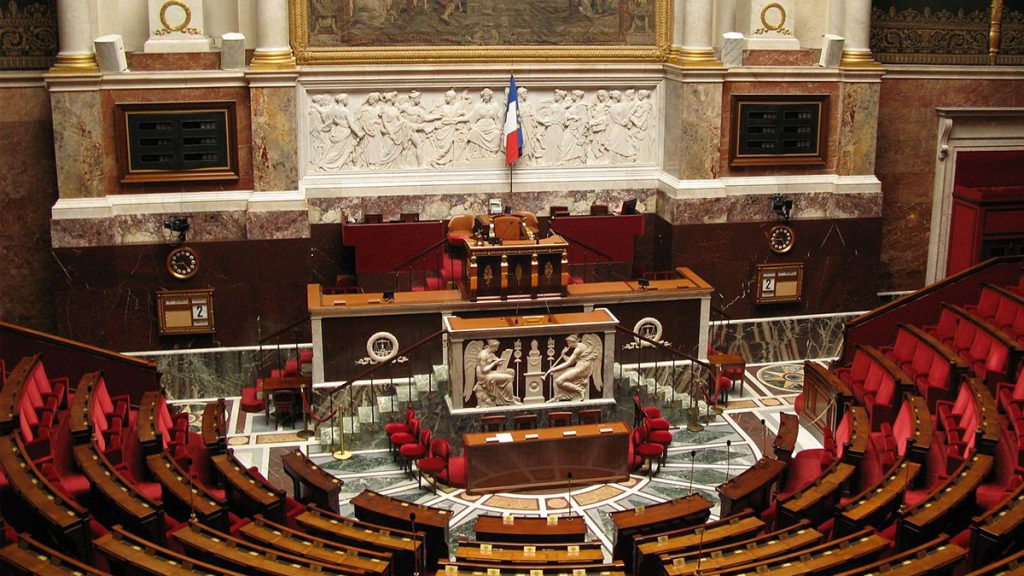 Loi influenceur adoptée par l’AN : quels changements à venir ?